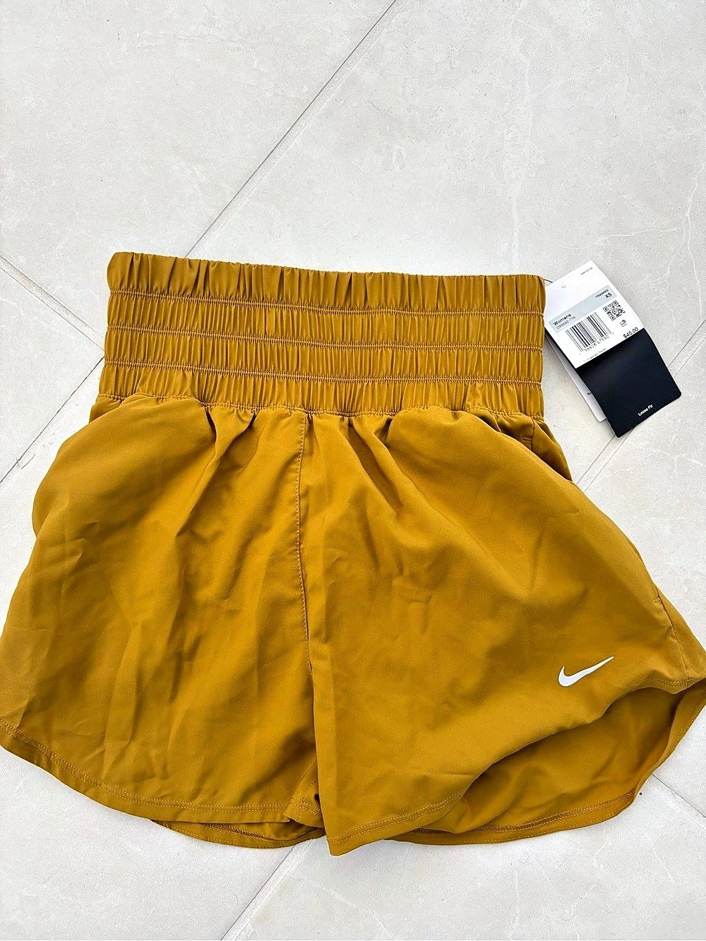 Nike Dri-FIT Tempo Athletic Shorts in Yellow Size XS NWT